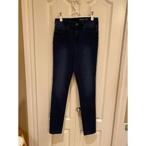 EUC noisy may skinny jeans